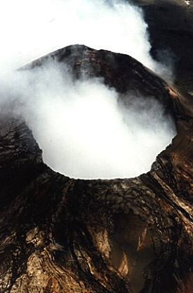 Photo of active vent on Kilauea.